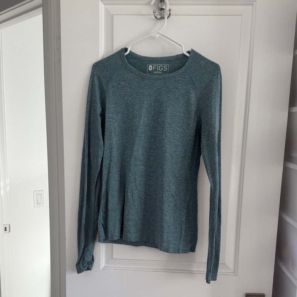 Figs Women's Teal Long Sleeve Top